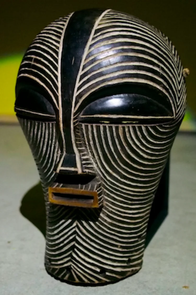 Kifwebe Maske der Songye, Kongo  | © Foto: Völkerkunde Museum Dresden, Foto: Alena Drahokoupilova