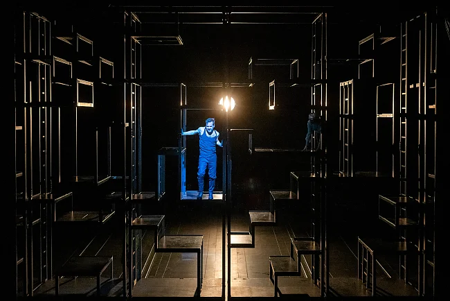 Die Dreigroschenoper - Nico Holonics | © Jörg Brüggemann / OSTKREUZ