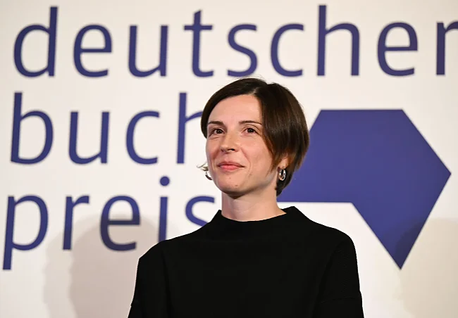 Dorothee Elmiger bei der Verleihung des Deutschen Buchpreises | © Arne Dedert/dpa