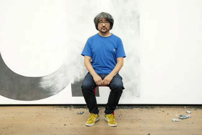 Der Künstler Taro Izumi (*1976, Nara) | © Foto: Gina Folly