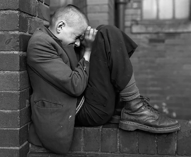 Chris Killip: Youth on wall, Jarrow, Tyneside, 1975  | © Chris Killip Photography Trust/Magnum Photos