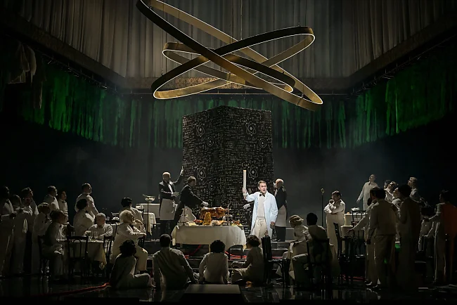 Der Chronoplan_Tim-Lukas Reuter, Chor, Statisterie, Mainzer Staatstheater | &copy; Andreas Etter