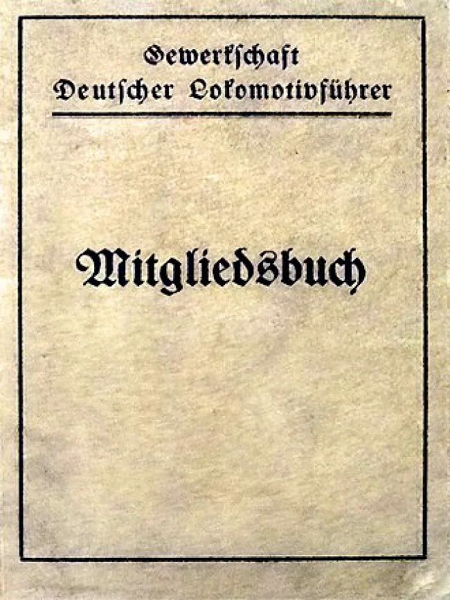 Mitgliedsbuch 1920er, Bahnmuseum Nürnberg | © wikipedia