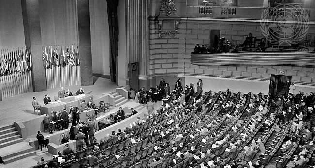 Konferenz in San Francisco, auf der zwischen April und Juni 1945 die Charta der Vereinten Nationen fertiggestellt und verabschiedet wurde.  | &copy; Vereinten Nationen / United Nations (UN)