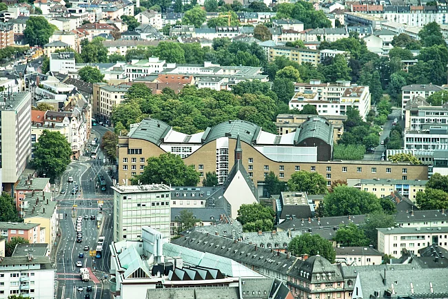 Sicht auf Börneplatz | © Jan Hassenpflug