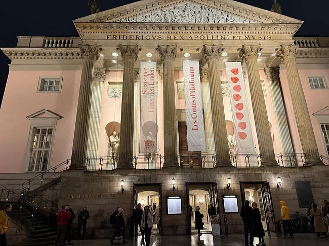 Staatsoper Unter den Linden I Foto: Alban Nikolai Herbst | © Alban Nikolai Herbst