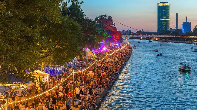 Museumsuferfest | © #visitfrankfurt, Holger Ullmann