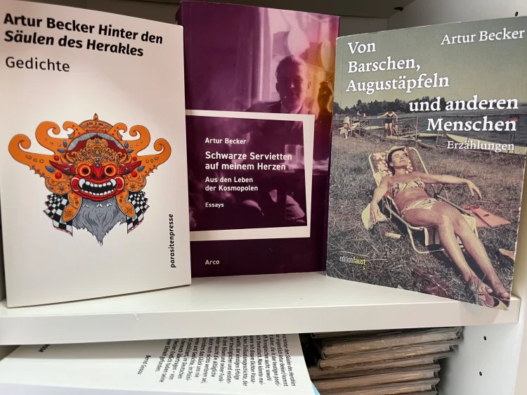 Artur Beckers neueste Publikationen | &copy; Foto: Artur Becker