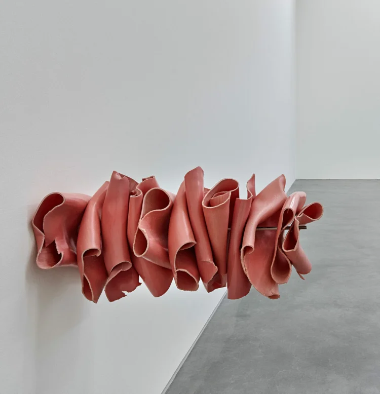 Birgit Werres: Untitled #36/21, 2021, Plastic and metal, 28 x 28 x 48 cm