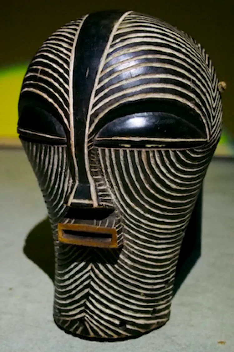 Kifwebe Maske der Songye, Kongo  | © Foto: Völkerkunde Museum Dresden, Foto: Alena Drahokoupilova