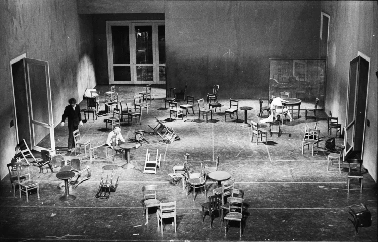 Café Müller | © Foto: Ulli Weiss© Pina Bausch Foundation.