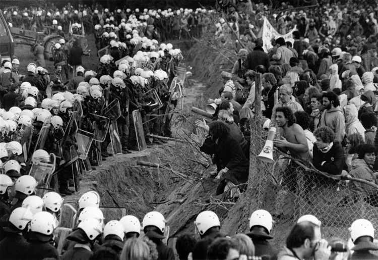 Demonstration gegen Startbahn-West, 1981 | © Foto: Barbara Klemm, HMF