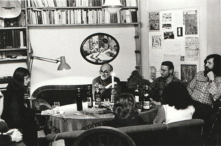 Salon mit Bulat 1982 | © Foto: Ekkehard Maaß